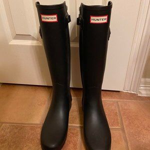 Hunter Boots Matte Black Size 7 USA